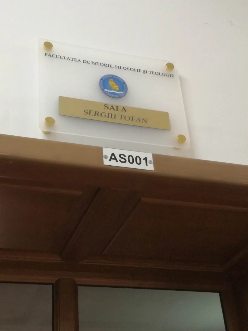 O sală a Facultății de Istorie, Filosofie și Teologie poartă numele profesorului „Sergiu Tofan”