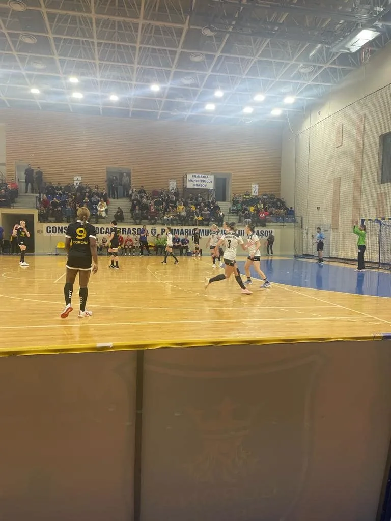 Handbalistele de la CSM Galaţi au fost eliminate din Cupa României Râureni de liderul unei serii din eşalonul secund
