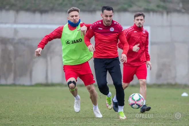 Oţelul joacă pe teren propriu cu ciucanii