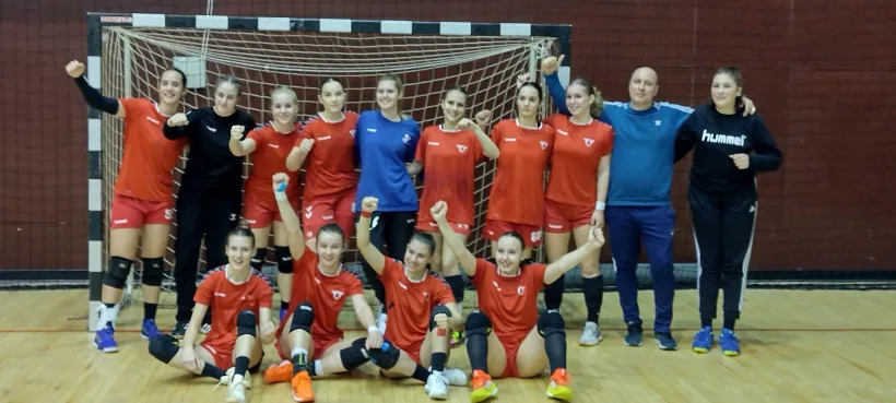 „Olimpicele” şi „nepoatele” au început cu victorii Grupa Valoare