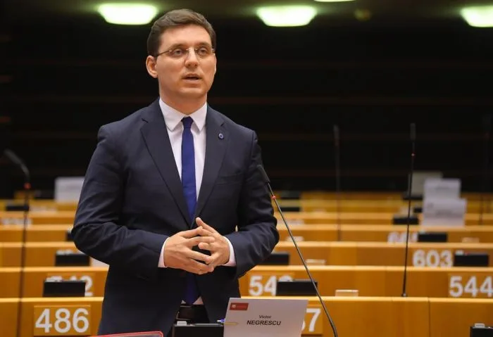 Eurodeputatul Victor Negrescu solicită intervenția Comisiei Europene în problema dispariției medicamentelor generice