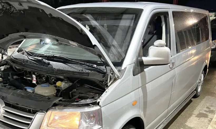 Microbuz radiat din circulație, descoperit în trafic de polițiștii de frontieră gălățeni