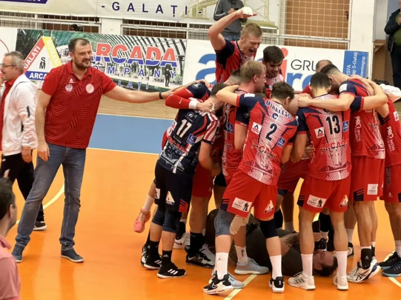 Suntem finalişti