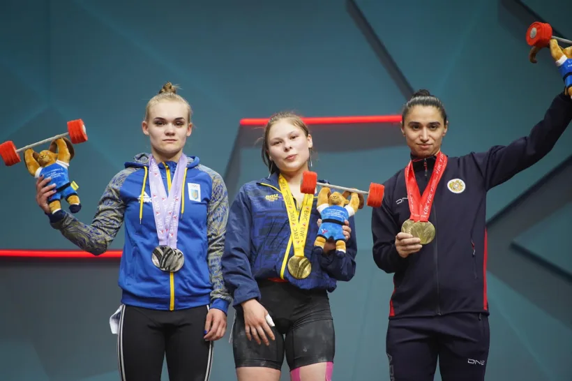 Şase titluri continentale pentru Mihaela Cambei şi Andreea Cotruţa la Erevan