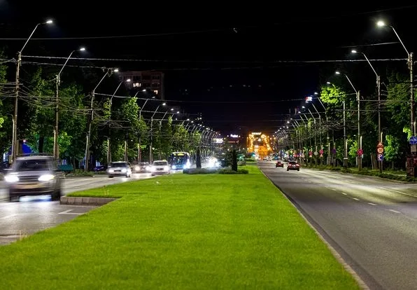 GALAȚI ECO: Iluminat public economic cu lămpi LED
