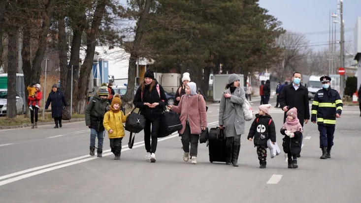 Începe plata sumelor restante pentru românii care găzduiesc refugiați ucraineni