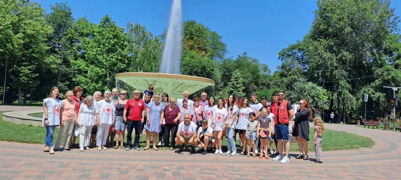 Ziua Crucii Roşii Române, în Grădina Publică din Galați