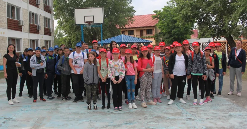 Tabăra SEA of HOPE, la mare și în deltă, pentru 45 de copii din sate gălățene