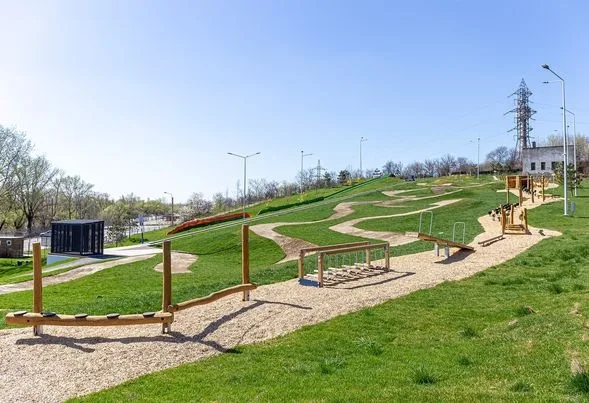 Angajări în oraș, la parcul Aventura Municipal