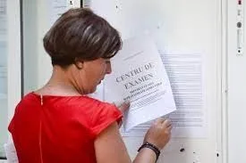 Vor salarii mari ca profesori dar nu prea le place cartea