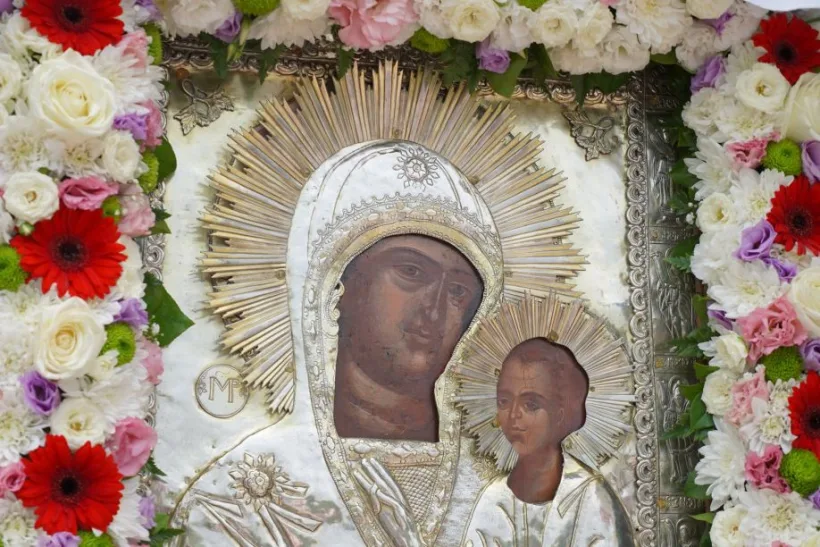 Începe pelerinajul Icoanei făcătoare de minuni a Maicii Domnului de la Mănăstirea Adam