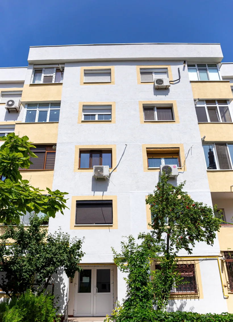 Încă două blocuri din Galați au fost modernizate 
