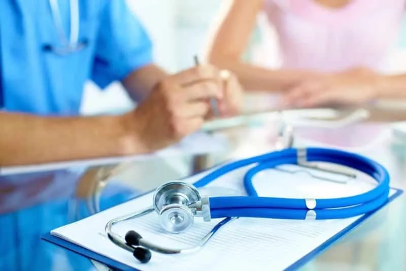 Statul, somat să asigure copiilor doctorilor decedaţi în linia întâi pensie de urmaş
