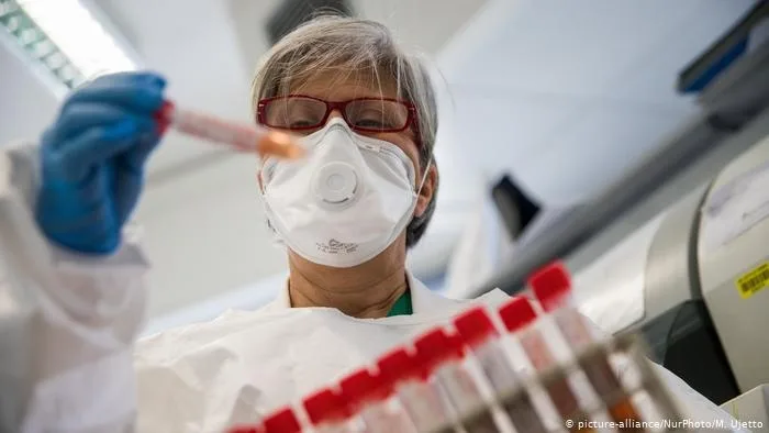 Criza coronavirus lovește România:151 de morţi, 3864 infectaţi, 141 la Terapie Intensivă