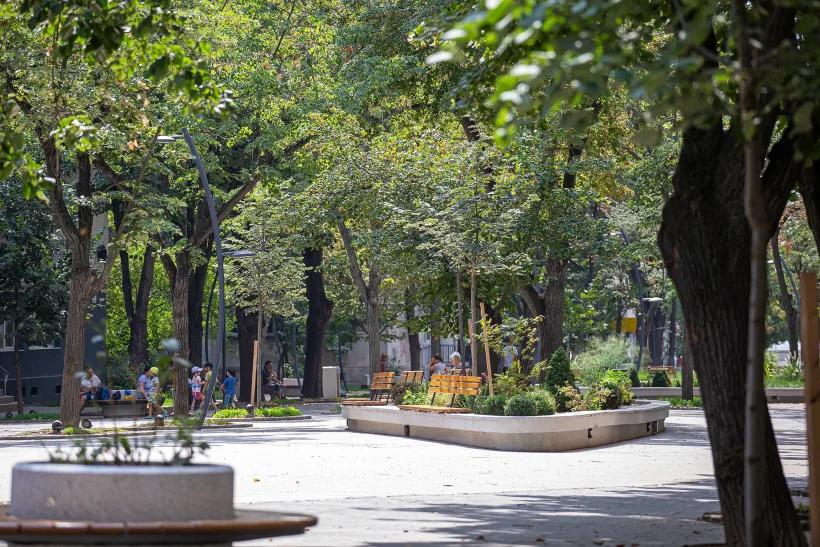 Aleea de la P-uri, principala zona de promenadă a orașului Galați, modernizată