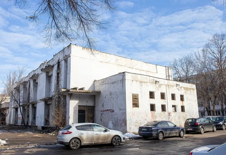 Clădirea fostului cinematograf „Flacăra” va primi o nouă utilitate pentru comunitate