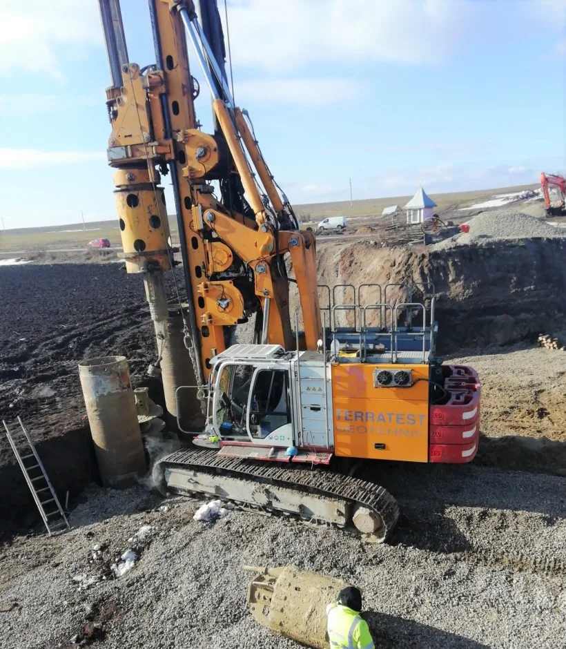 Pod nou la Corod. Fotea: Vechiul pod, care avea peste jumătate de secol de utilizare, a fost demolat