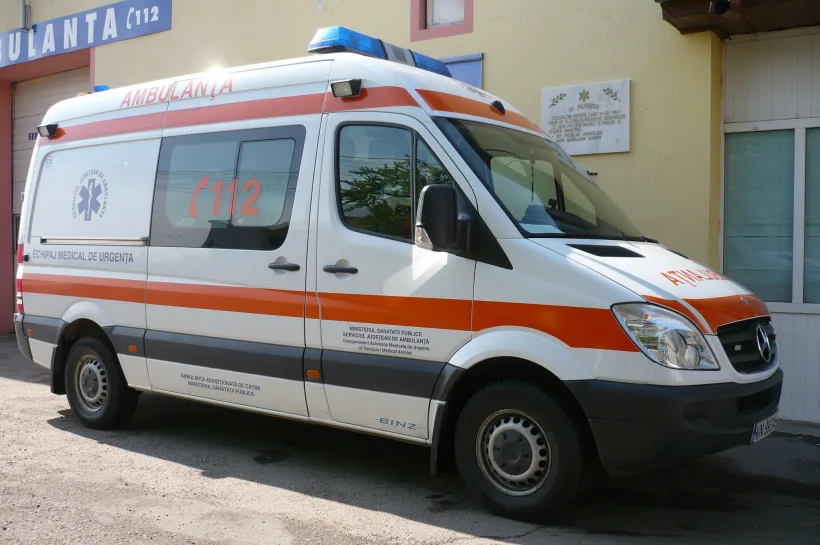 Criza de personal la Serviciul de Ambulanță Galați din cauza COVID-19, rezolvată pe jumătate