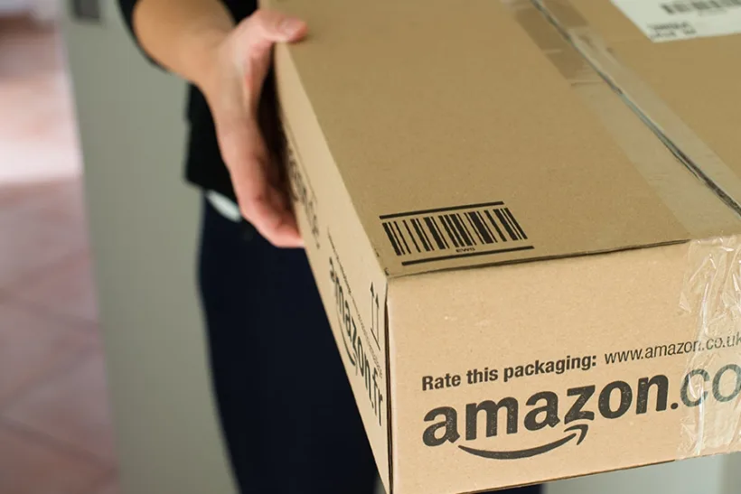 Amazon angajează încă 75.000 de persoane, pentru a face faţă cererii crescute de livrări la domiciliu
