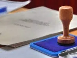 O femeie din Tecuci i-a dat soțului buletinele de votare. A motivat că nu știe să citească