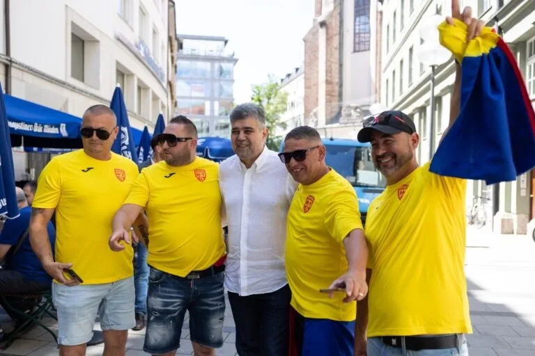 Premierul Marcel Ciolacu, baie de mulțime la Munchen înainte de meciul România-Ucraina