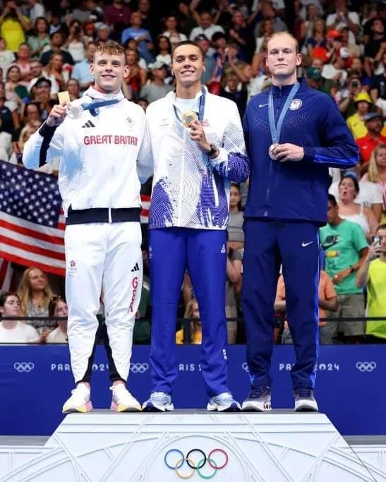 David Popovici, campion olimpic după o cursă senzațională la 200 metri liber