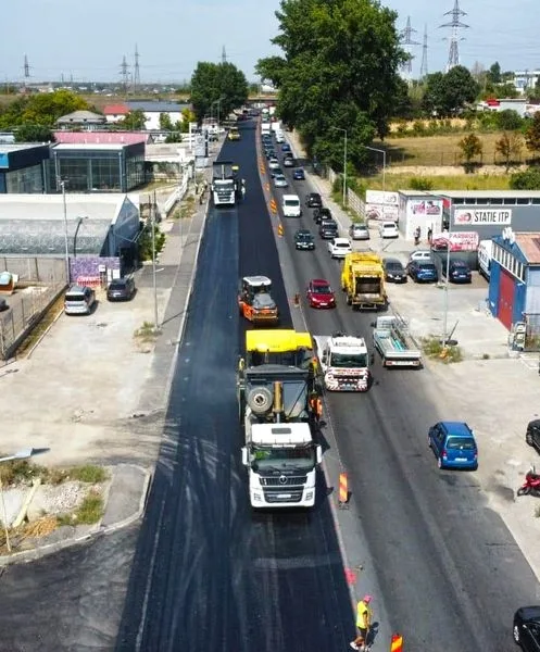 A început turnarea ultimului strat de asfalt pe Drumul de Centură
