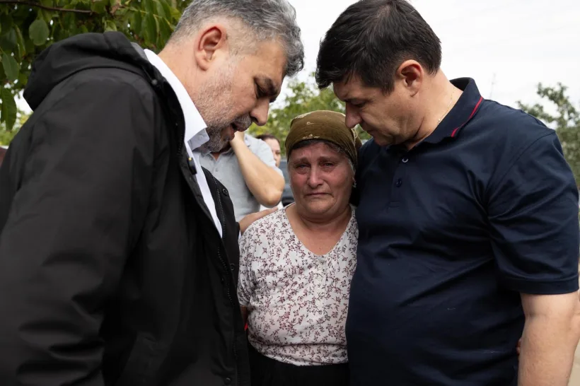 „Ne-a murit tot aici!!” Ciolacu: „Sunt peste 5.000 de case afectate. Le vom reface pe toate”    