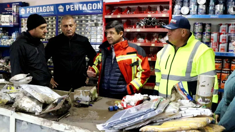 Peste 100 de agenți economici afectați de inundații, în județul Galați. Costel Fotea: Unii au pierdut tot, marfă, utilaje, sedii