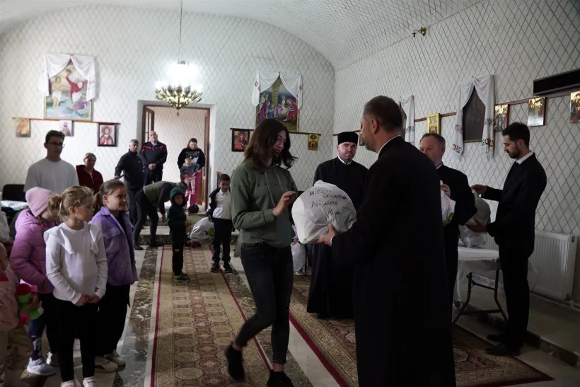 Programul eparhial pentru copiii sinistraţi continuă în Arhiepiscopia Dunării de Jos