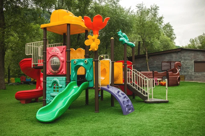Consiliul Județean Galați va construi un loc de joacă pentru copiii cu nevoi speciale 