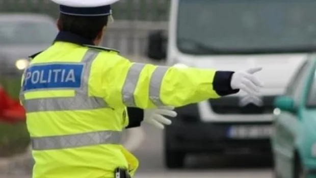 După 15 mai NU scăpăm de restricţii: Grupuri doar de trei, restaurante închise, circulaţie limitată, festivaluri anulate