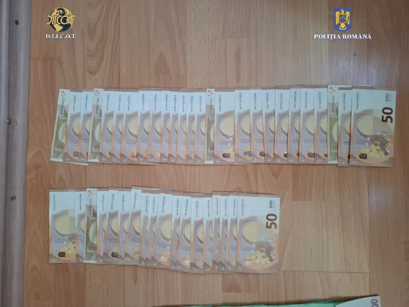 Traficanți de droguri, arestați la Galați. Polițiștii au făcut 17 percheziții domiciliare