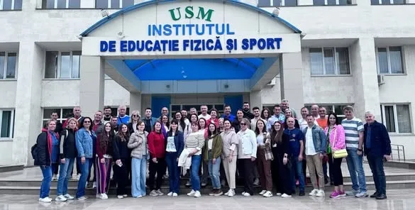 Noutate educațională transfrontalieră: perfecționare și schimb de experiență pentru profesorii de sport