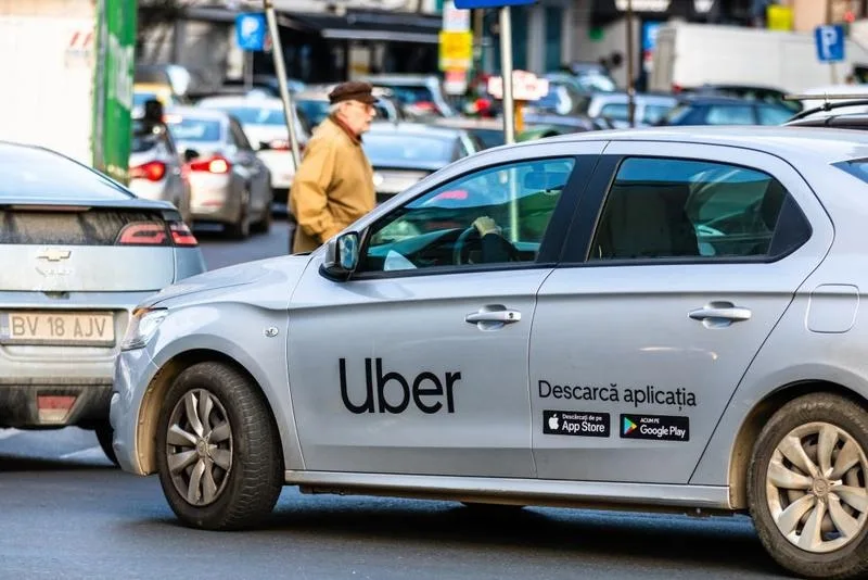 „Fără șoferi, nu există ride sharing!”. Protest al colaboratorilor Uber și Bolt din Galați