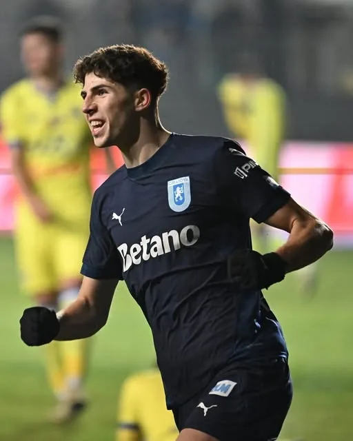 Olteanul Ştefan Bană va îmbrăca tricoul Oţelului