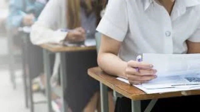 Evaluarea Națională pentru absolvenții clasei a VIII-a  a început