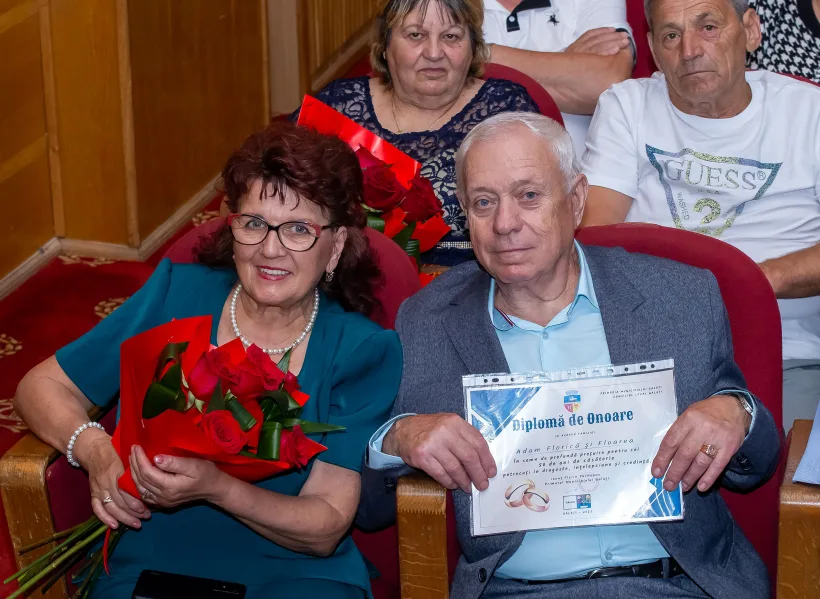 Primăria a premiat astăzi cuplurile de aur ale orașului