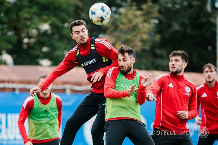 Oţelul primeşte vizita lanternei