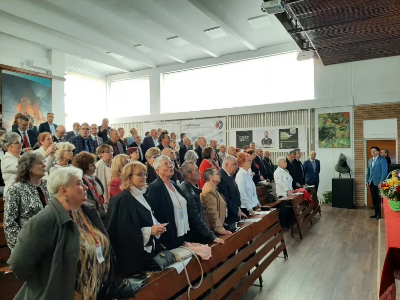 O nouă promoție UDJG reunită la 40 de ani de la absolvirea TCM