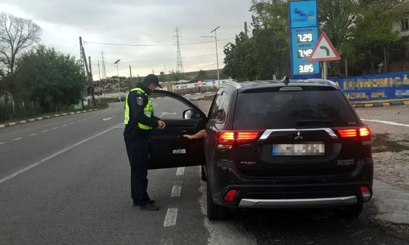 Autoturism neînmatriculat depistat în trafic de polițiștii de frontieră