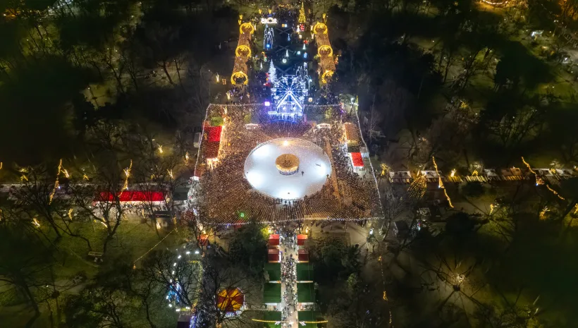 Festivalul „Feerie de iarnă” aduce târg de Crăciun și Revelion în stradă, fără artificii