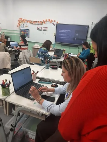 Inițierea profesorilor gălățeni în utilizarea platformei ESEP