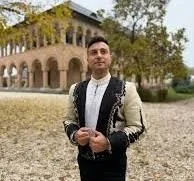 Valentin Sanfira - "Din copilul de la ţară"