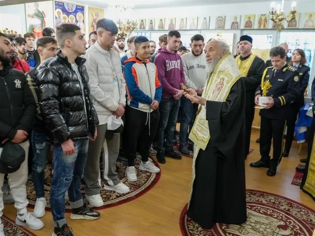 Arhiepiscopia Dunării de Jos a donat 13 televizoare Centrului de detenție pentru minori și tineri de la Tichilești