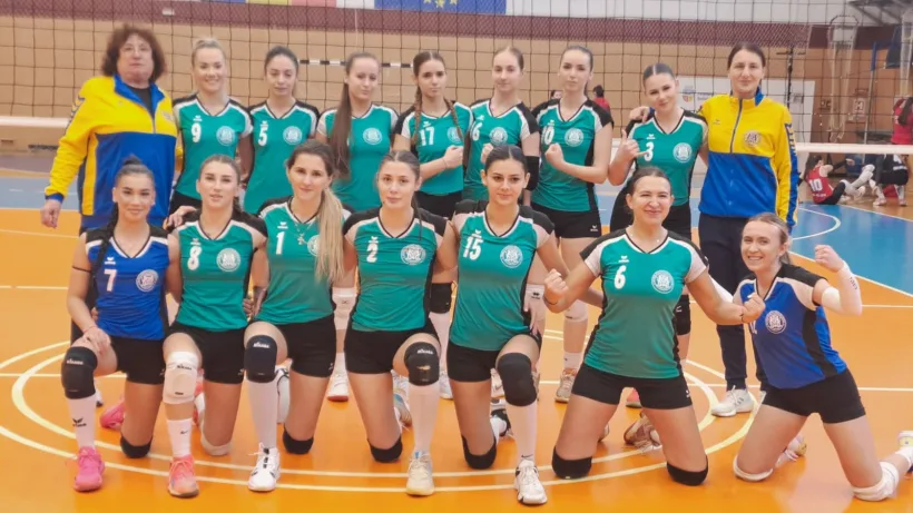 Voleibalistele de la CSU GALAŢI continuă cursa pentru locul 3