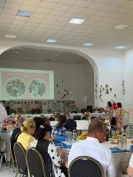 Strategii de leadership incluziv, într-o reuniune a managerilor școlari gălățeni