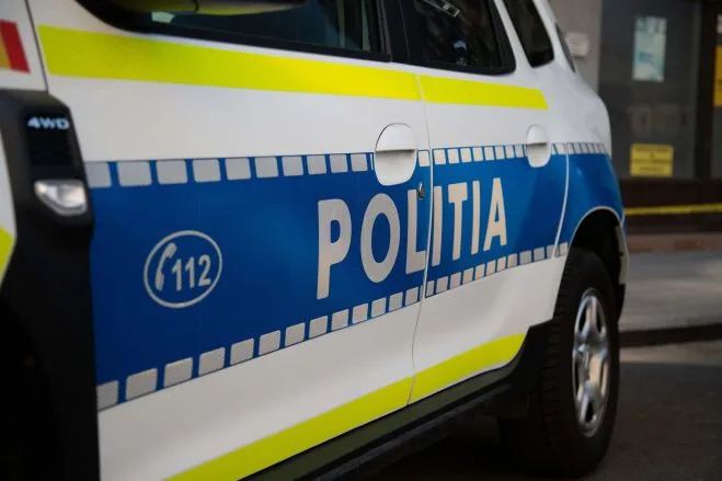 Radarul nu iartă pe nimeni: agent de poliție, prins la volanul autospecialei cu viteză peste limita admisă