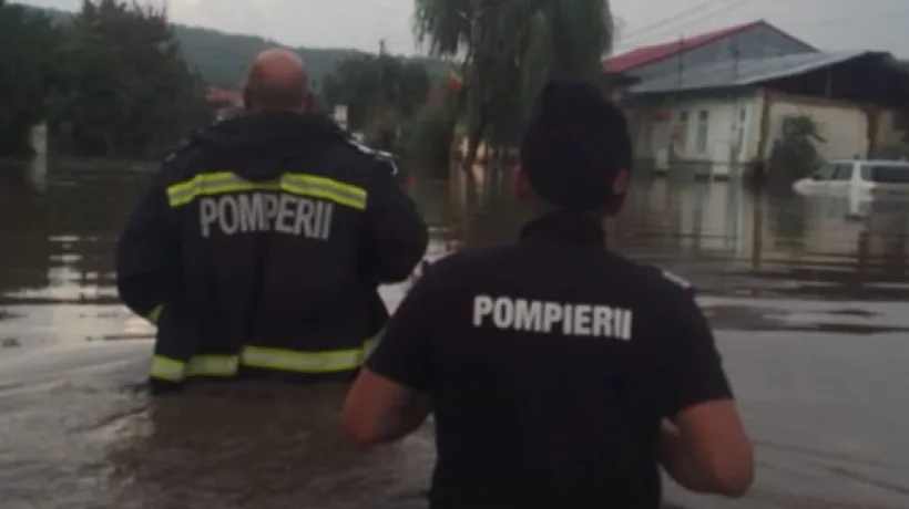 Intervenție de urgență în Galați: 35 de pompieri mobilizați după ploile abundente