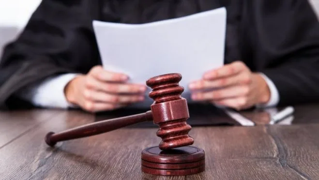 Curtea de Apel a decis: 17 ani de închisoare pentru interpretul acuzat de abuzuri asupra elevilor